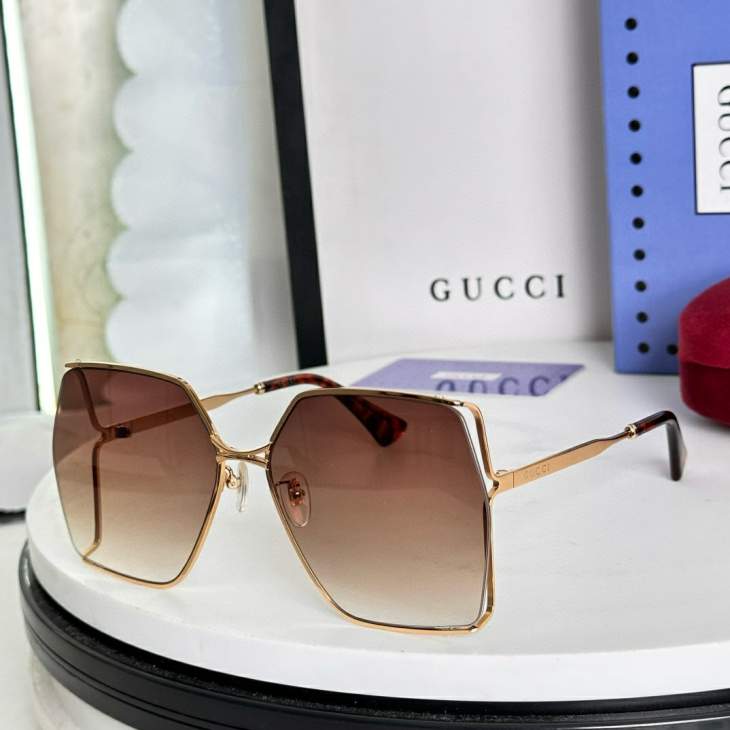 Picture of Gucci Sunglasses _SKUfw79398861fw